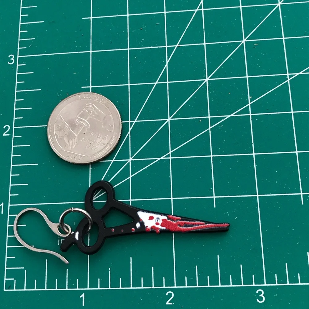 π Blood Bag Type O and Bloody Scissors Earrings - Picture 3 of 4